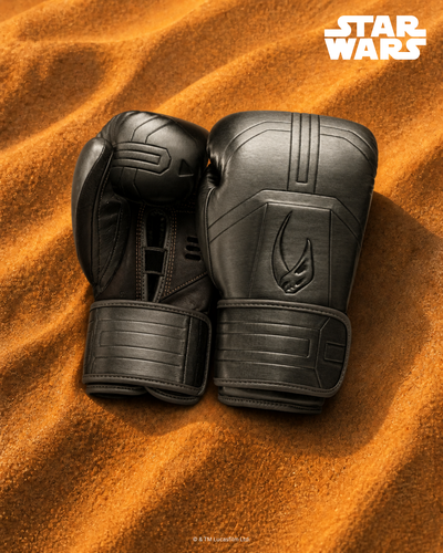 STAR WARS™ The Mandalorian Boxing Gloves